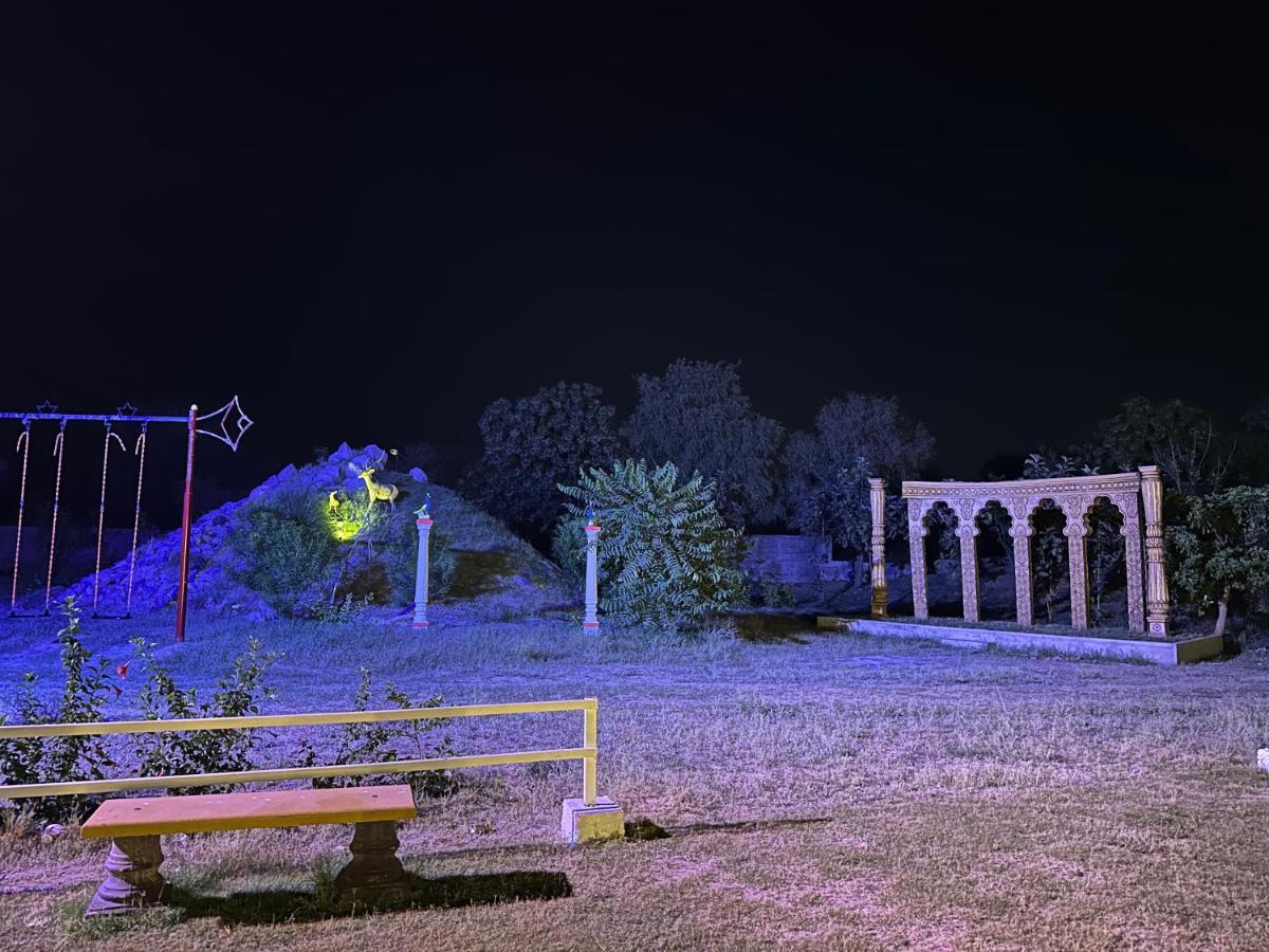 Modhera Sunrise Resort - Tents Bhungas Jungle Restaurants & Candlelight Dining Kalri Exterior photo